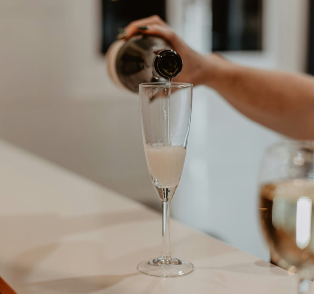 champagne yacht team-building games